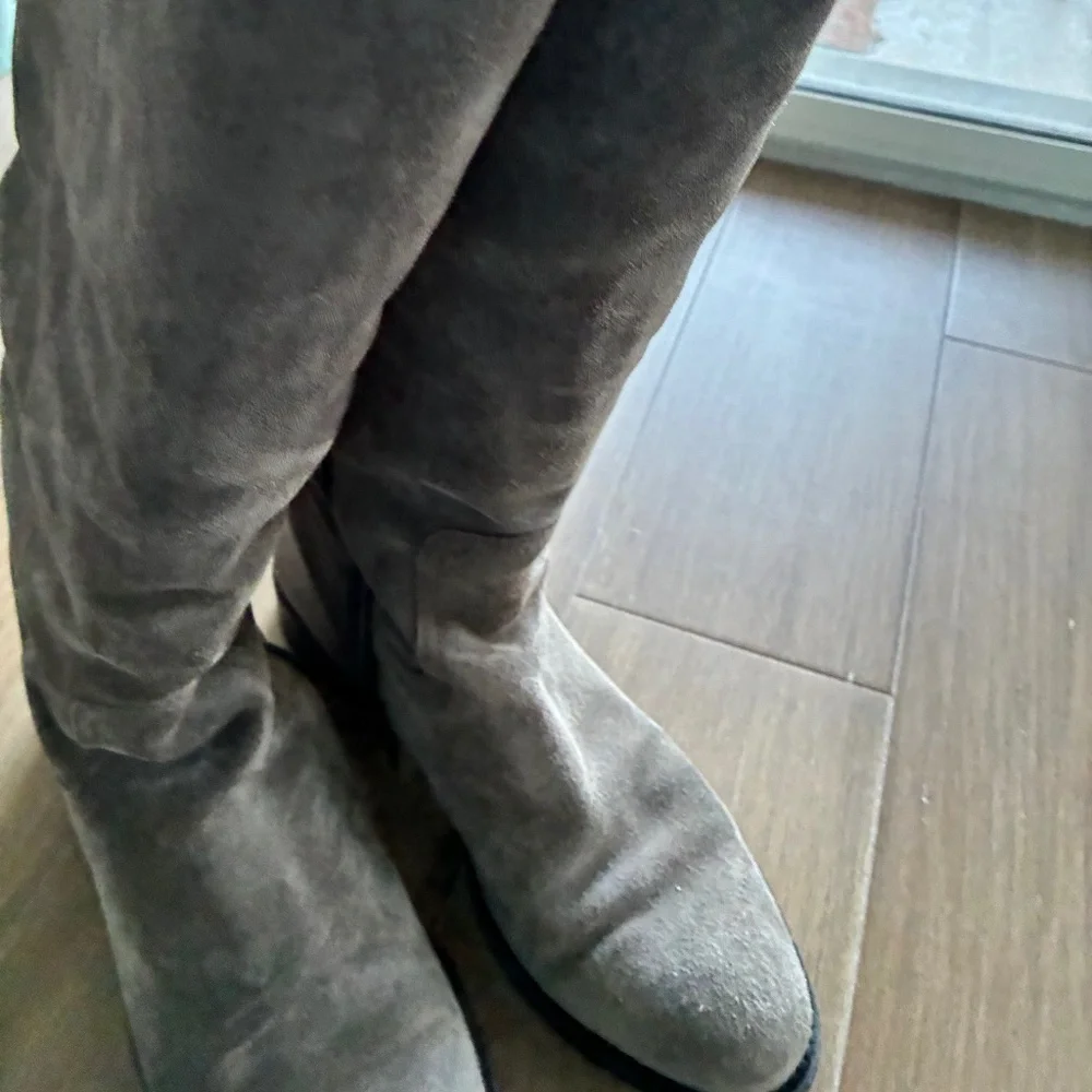EUC Garnet Hill gray suede tall boots 7 1/2